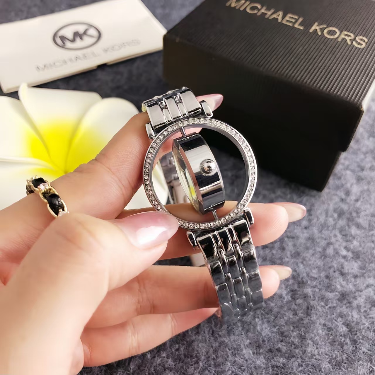 Tas jam tangan wanita Michael  - Women'S Bags Of Michael Kors ulasan dan harga