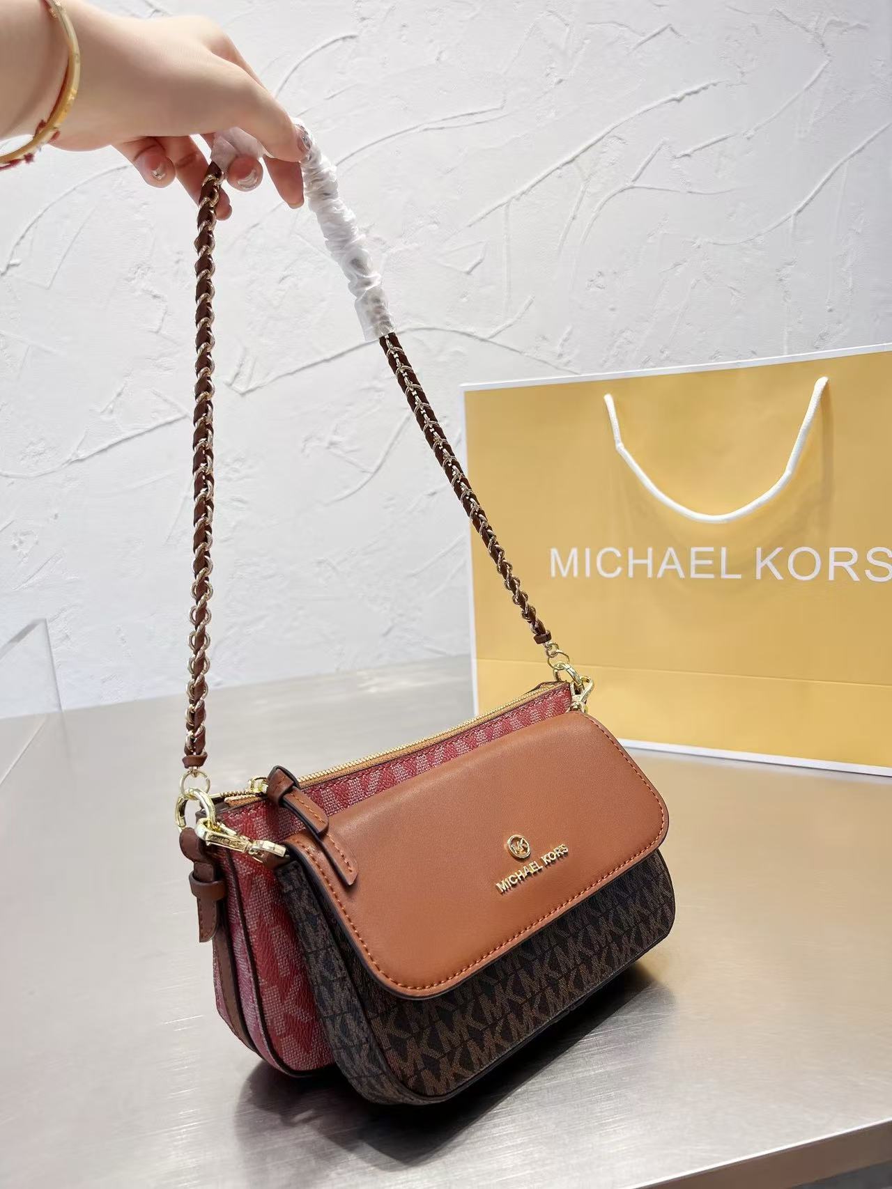 Tas bahu dan selempang wanita  - Women'S Bags Of Michael Kors ulasan dan harga